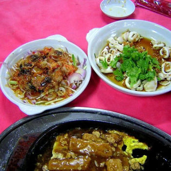 Steam sotong (squid) and Thai style slice cockle