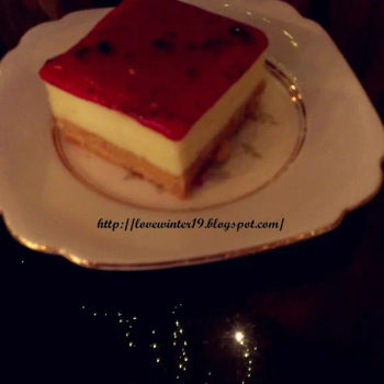 Strawberry cheese cake