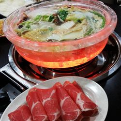 Yu Xiang Crystal Steamboat