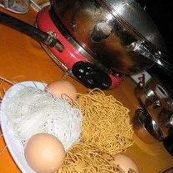 Yee Mee & eggs