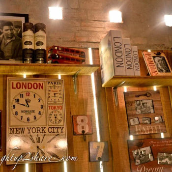 3 Wise Monkeys Bistro & Bar