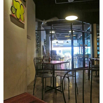 This is a tobacco-and-caffeine-are-friends cafe.