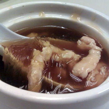 Braised Shark's Fin soup with shredded chicken