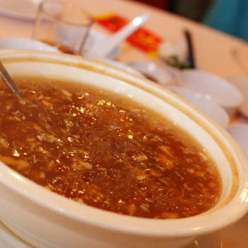 Shark'S Fin Soup With Scallop & Crab Meat