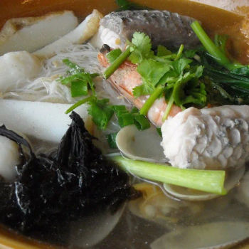 Mixed Seafood Soup With Rice Vermicelli