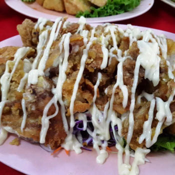 Fried Chicken With Stuffed Salted Egg Yoke