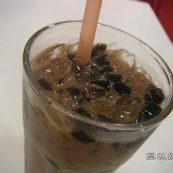 Iced Coffee with Cincau