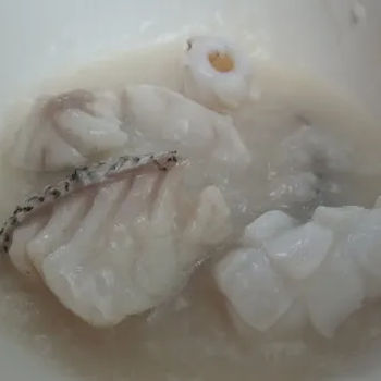 congee with Grouper fish meat and squid