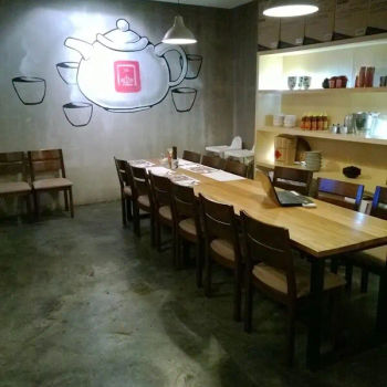 Zuo, Eat Food Village