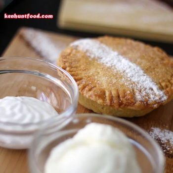 Apple Pie with Vanilla Ice Cream