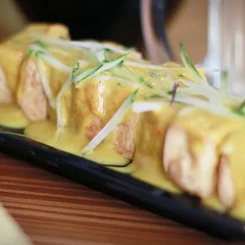 Deep Fried Golden Tofu (“自制酱”黄金豆腐)