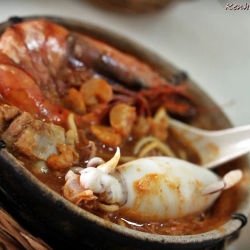 Prawn Mee Shop (虾面之家)