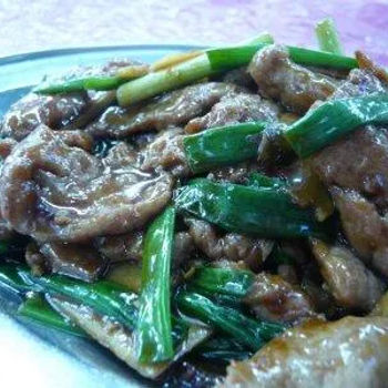 Wild Boar Meat with Ginger and Spring Onion