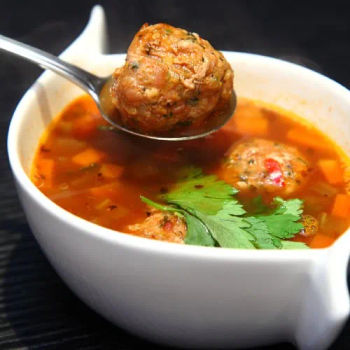 Chilli Pork Meatballs with Kidney Bean Stew