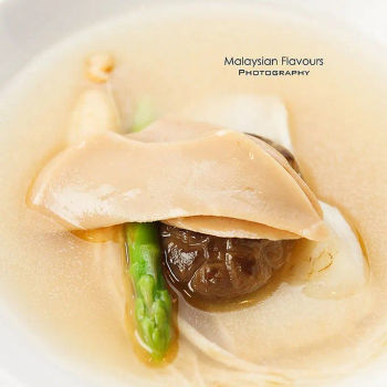 Ginseng, White & Summer Greens, Fish Maw Consomme