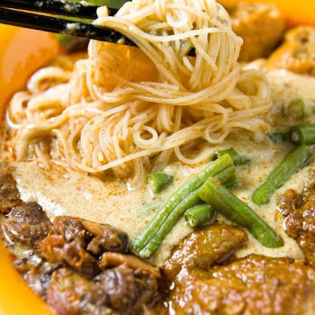 Curry Laksa  (RM5.70- Small, RM6.20-Large)