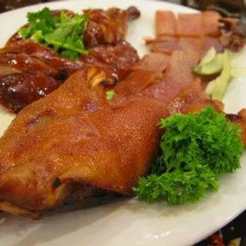 Roasted pig and roasted duck