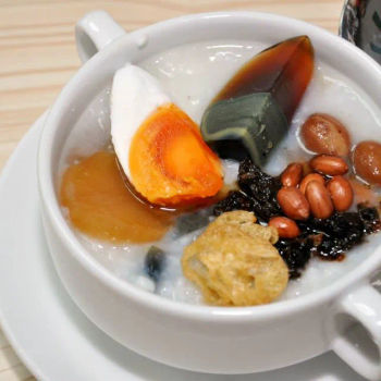 Porridge with assorted condiments