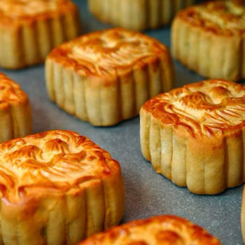 Baked mooncake