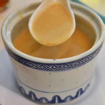 Fah Sang Woo (Creamy Peanut Soup) 