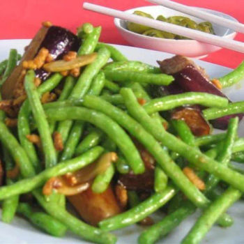 Stir fried string beans with brinjal