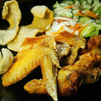 Deep-fried Chicken Wings