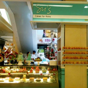 Su's Cake for Kicks - Fahrenheit 88 KL 