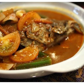 
套餐：咖喱鱼头