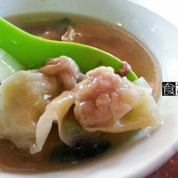 一颗颗肥美饱满的云吞