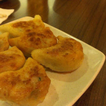 Pan-fried Wo Tip=http://lovewinter19.blogspot.com/2014/02/shanghai-and-sze-chuan-cuisines-esquire-kitchen-sungei-wang-plaza.html
