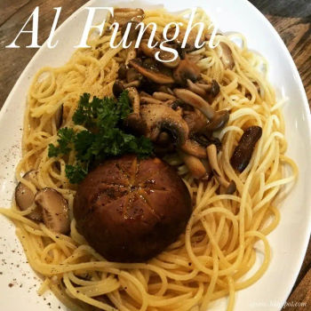 Al funghi