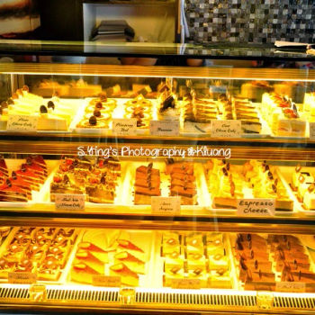 各式各样的蛋糕供选择