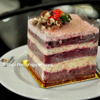 Red Velvet Cake