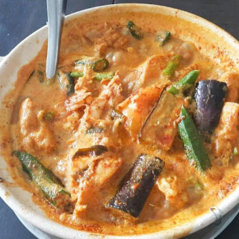 Curry Fish Head Claypot - to eat with rice