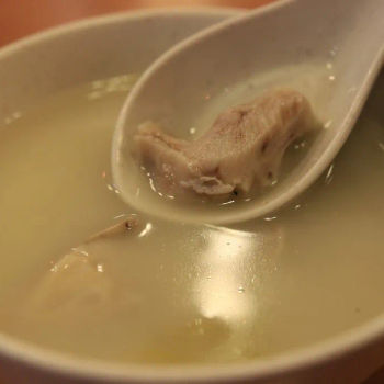 White Pepper Pig Stomach Soup