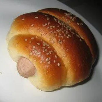 Chicken sausage bun