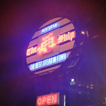 The Ships, Batu Feringghi 