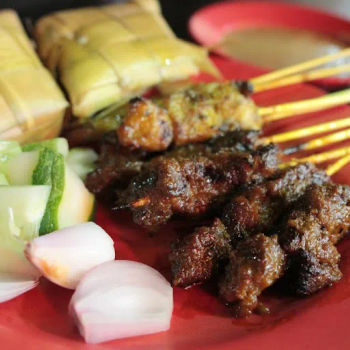 Pork Satay @RM0.60/pc, Mutton Satay @RM0.60/pc and Ketupat @RM1.00/pc