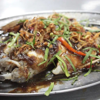 Steamed Tutu Fish in Soy Sauce