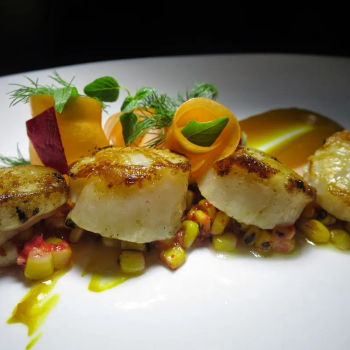 King Scallops with Charred Corn