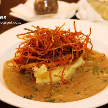 Grilled Salmon Fillet on Crispy Potato Cake