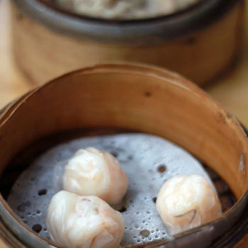
Steamed Shrimp Dumplings/ 虾饺