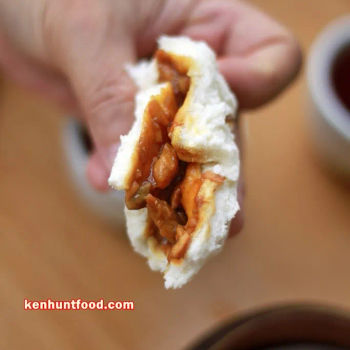 
Char Siew Bao/ 叉烧包