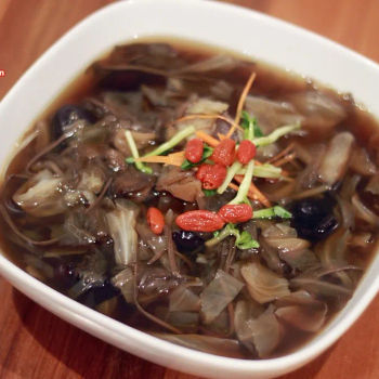 Herbal Soup Noodles
