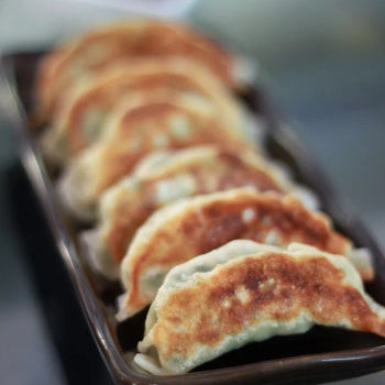 Yaki Gyoza/ Japanese Dumplings (Rm 8 for 6 pieces)