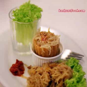 Aunty Anne's Joo Hu Char and Pie Tee