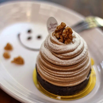 Patisserie Equateur , Mont Blanc