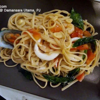 Seafood Linguine