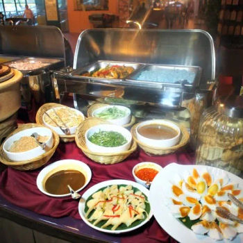 NASI KERABU & NASI DAGANG STALL