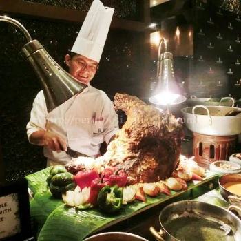 Tender, roast lamb with special percik sauce